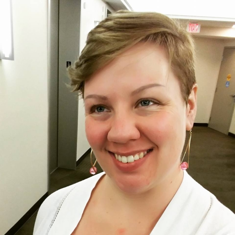 Meet your Posher, Lauren